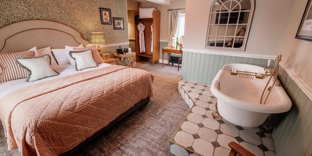 20240326 13432582 LB Ashford Arms rooms HDR Edit websize