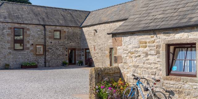 Croft Farm Courtyard 2