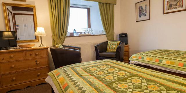 Merman Barn 13 Super King Twin 3 1512905764