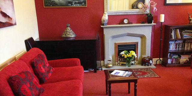 Old station sitting room 112766816