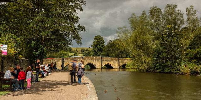 VPDD Banner Bakewell Bridge